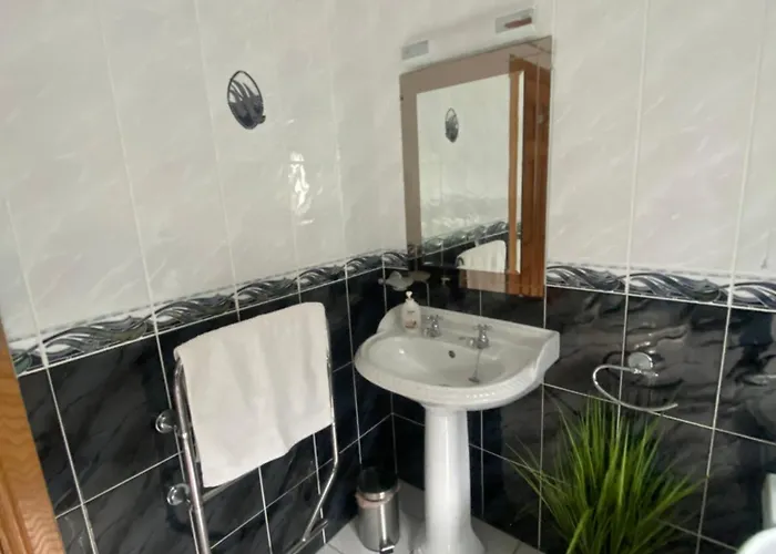 Bayview * Dunkineely