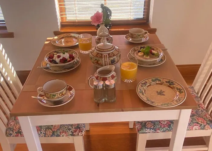 Bayview * Dunkineely